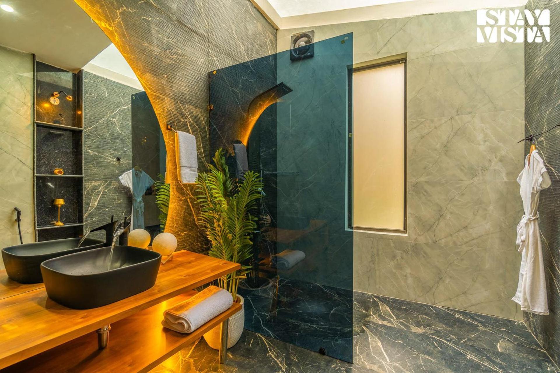 Stayvista At Luna Nova With Outdoor Pool - ราณีเขต ภายนอก รูปภาพ