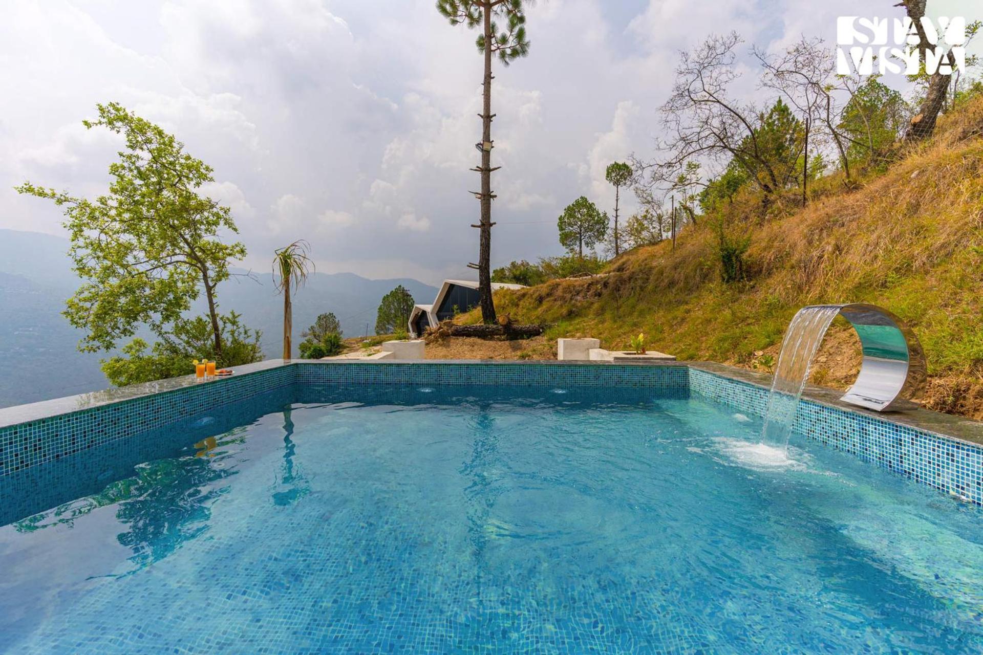 Stayvista At Luna Nova With Outdoor Pool - ราณีเขต ภายนอก รูปภาพ