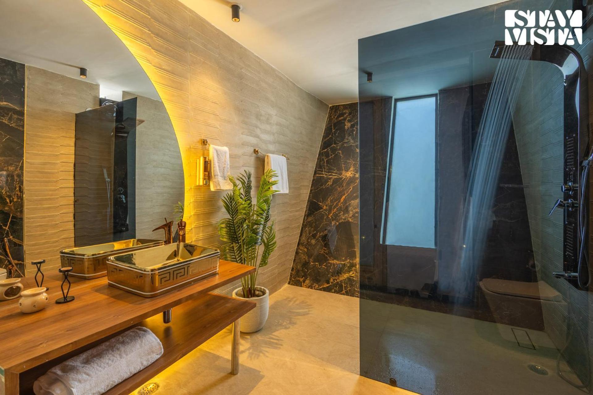 Stayvista At Luna Nova With Outdoor Pool - ราณีเขต ภายนอก รูปภาพ